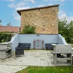 Koenigliche Quartier By Interhome