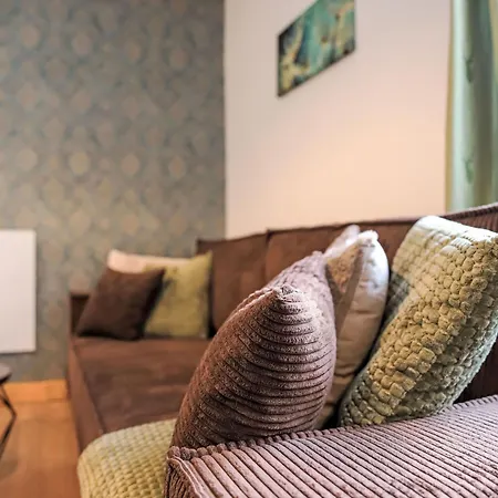 Apartment Koenigliche Quartier By Interhome
