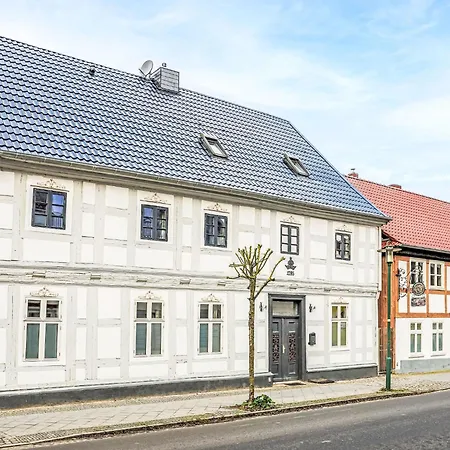 Koenigliche Quartier By Interhome Mirow
